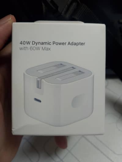 Apple 40W Dynamic Power Adapter 60W Max Support