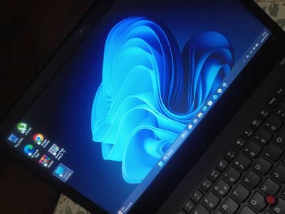Lenovo Thinkpad T480 8/256 urgent sale