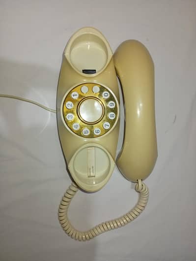 Antique classic vintage  telephone set
