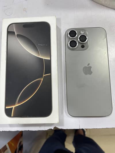 Apple iPhone 16 Pro Max