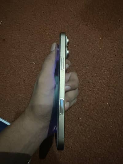 Apple iPhone 16 Pro Max jv
