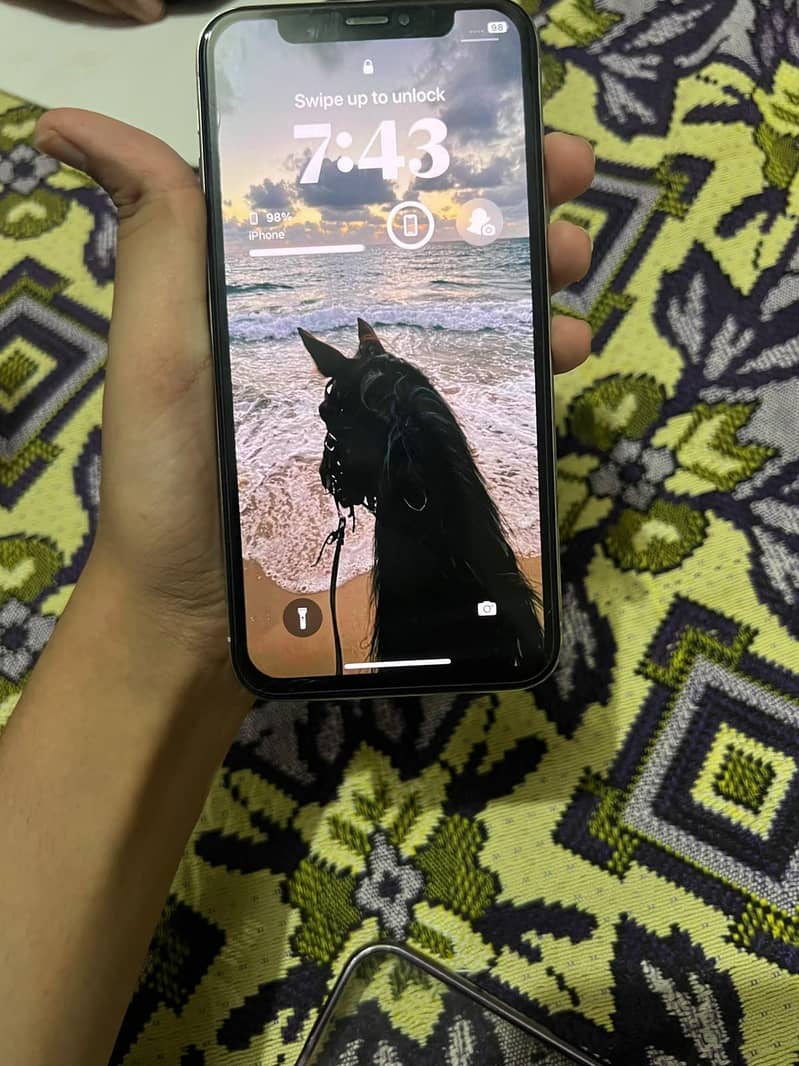 Apple iPhone X 0
