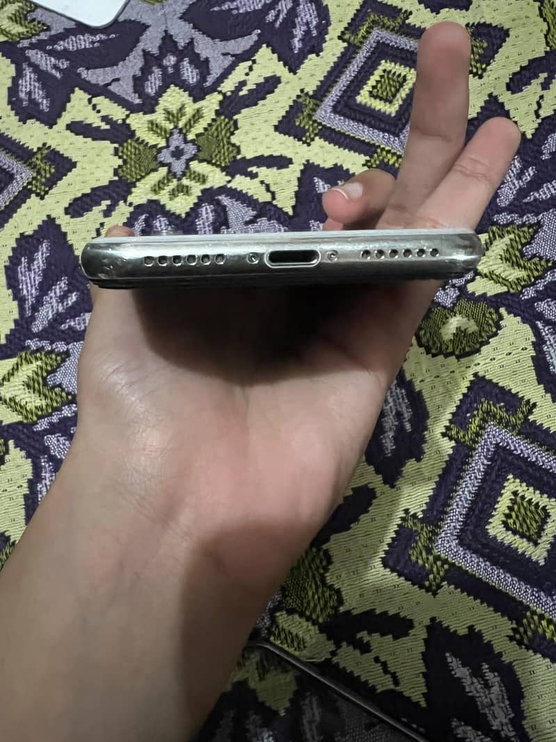 Apple iPhone X 1