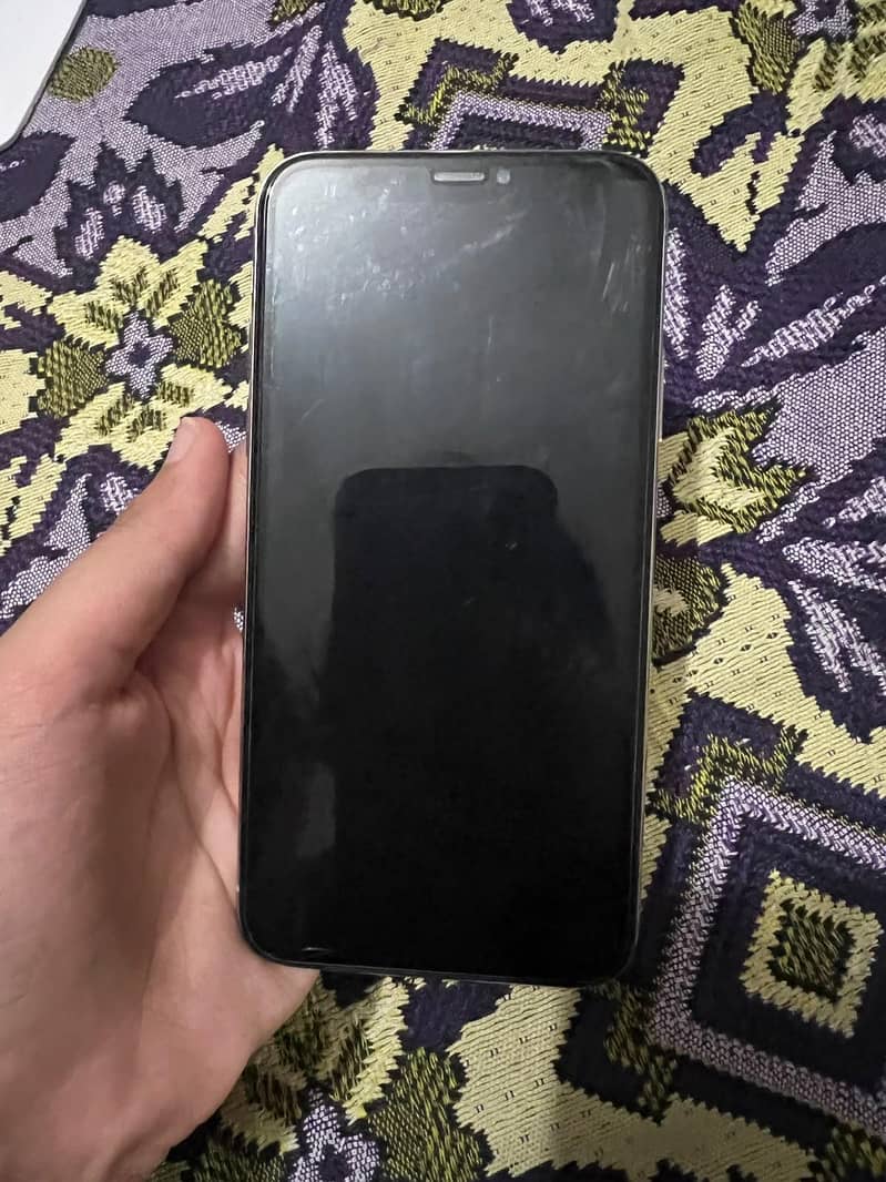 Apple iPhone X 5