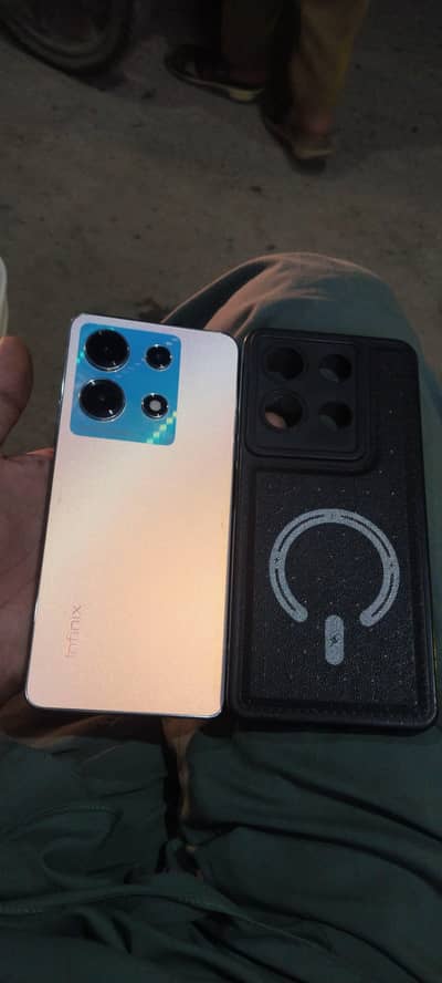 Infinix Note 30
