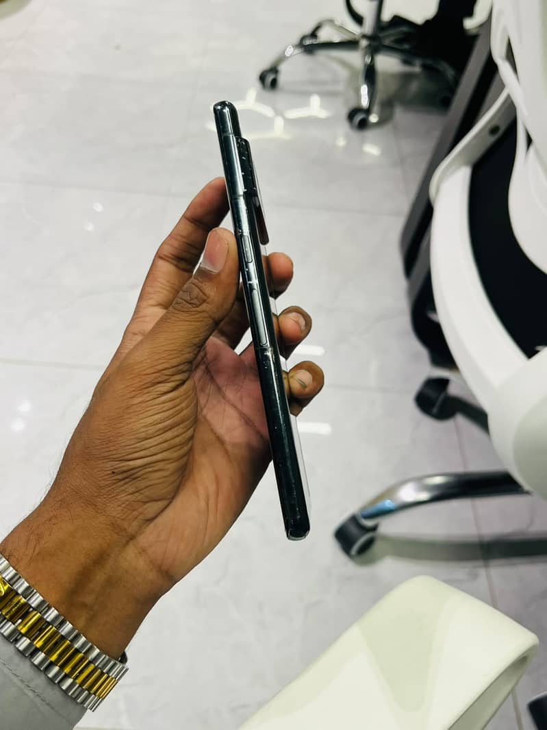 Google Pixel 7 Pro 6