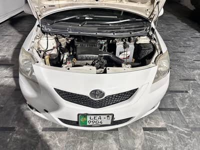 Toyota Belta 2006