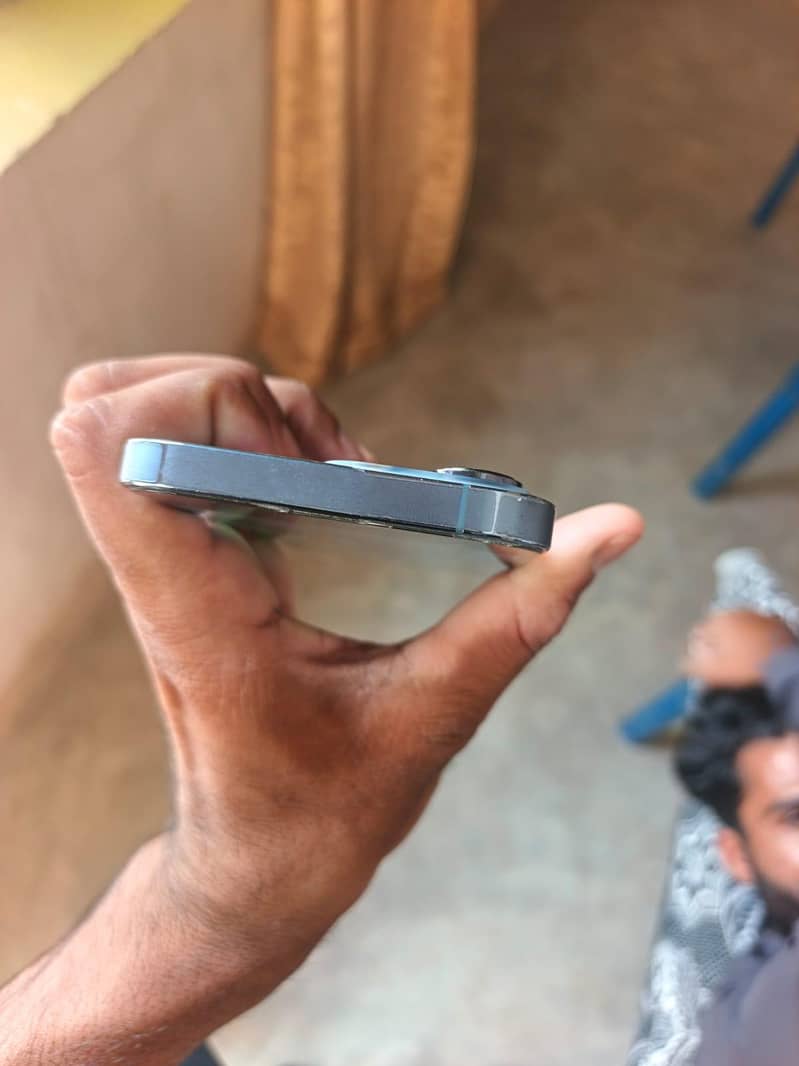 Apple iPhone 13 Pro 5