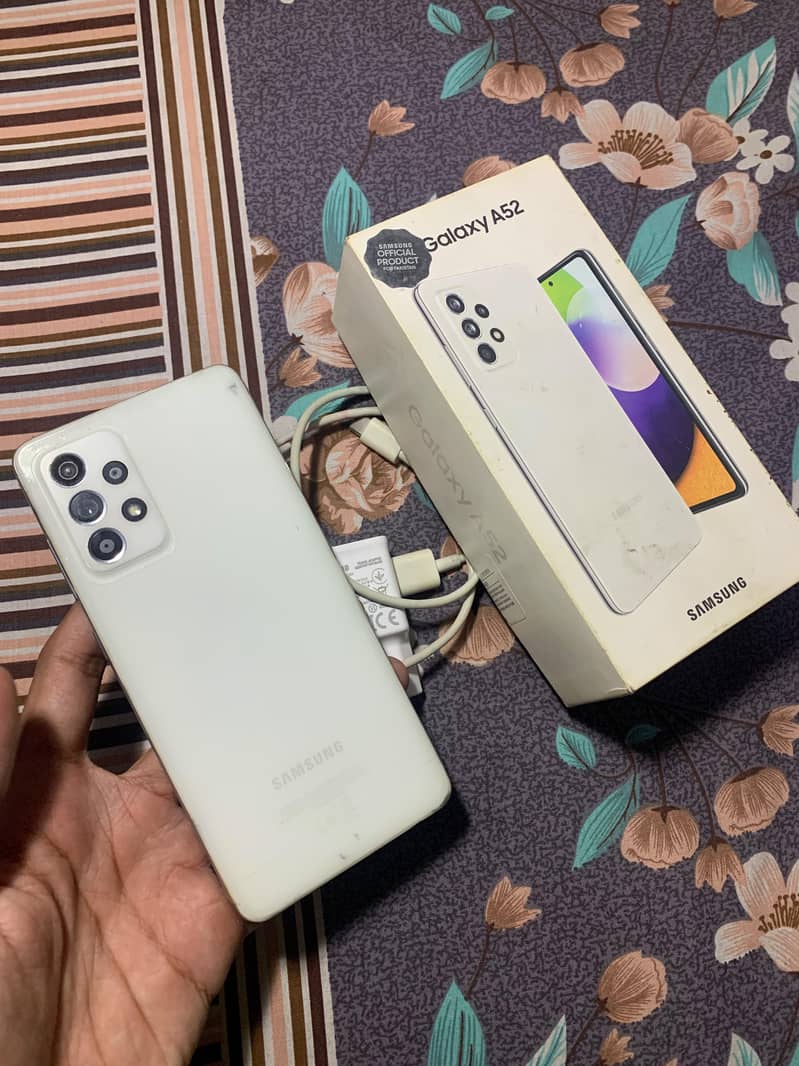 Samsung Mobile A52 8