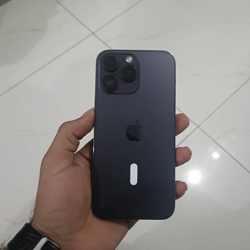 Apple iPhone 14 Pro Max 3