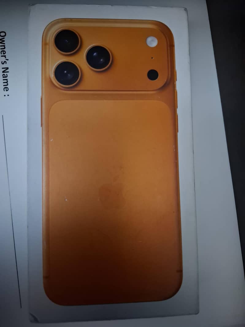 Apple 17 pro max 0