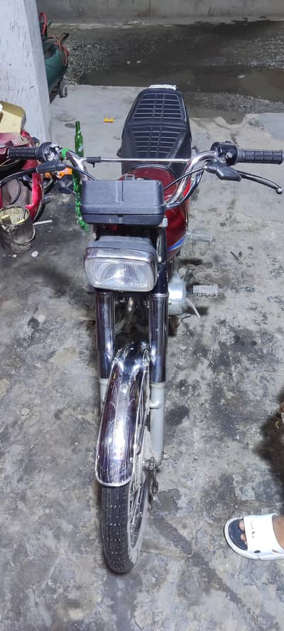 2004 model