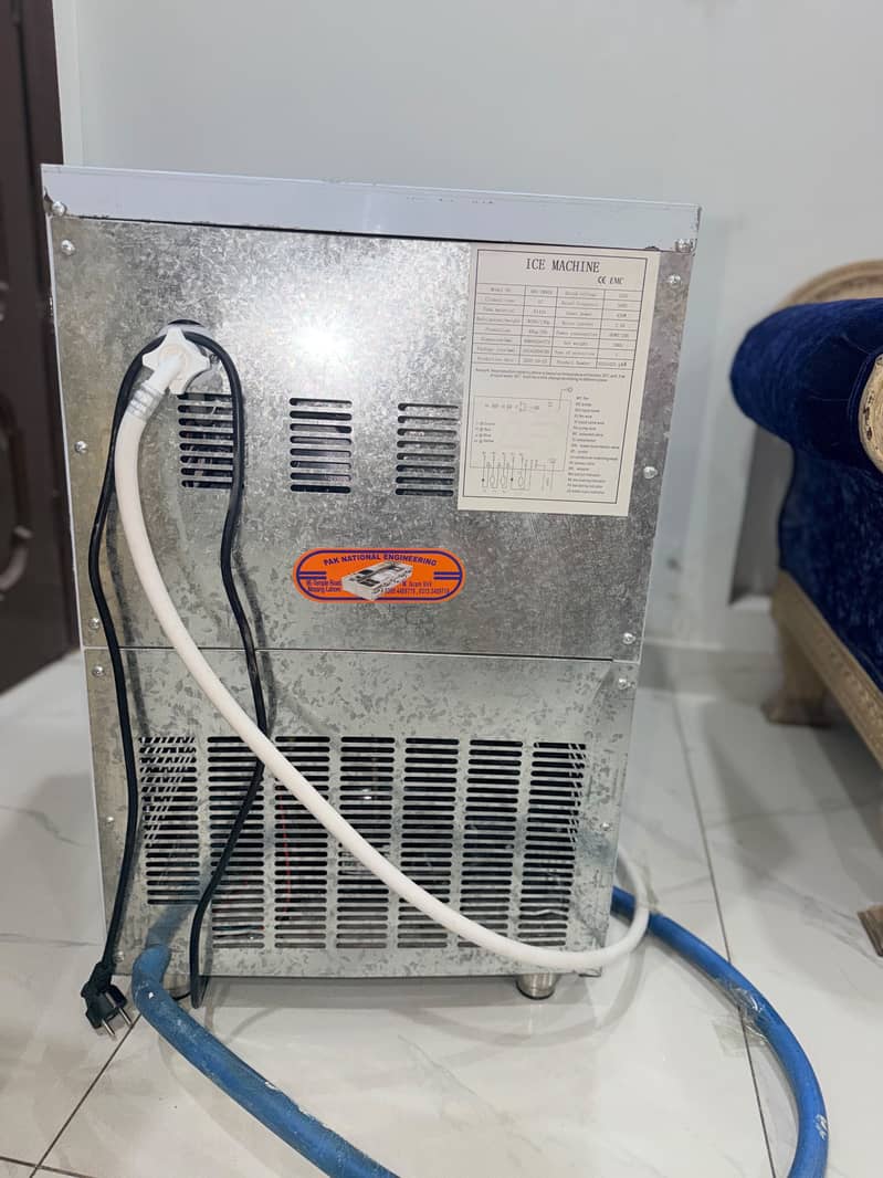 Ice Maker Machine 3