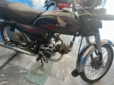 Honda cd 70 modal 2017