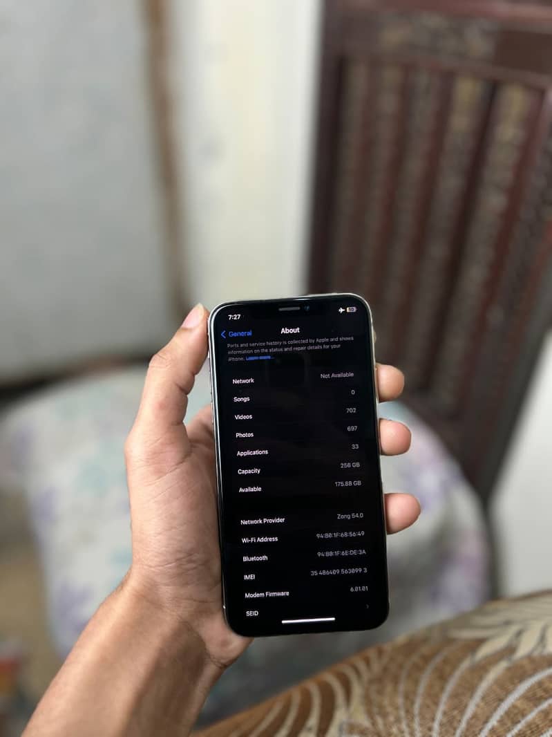 Apple iPhone X 10