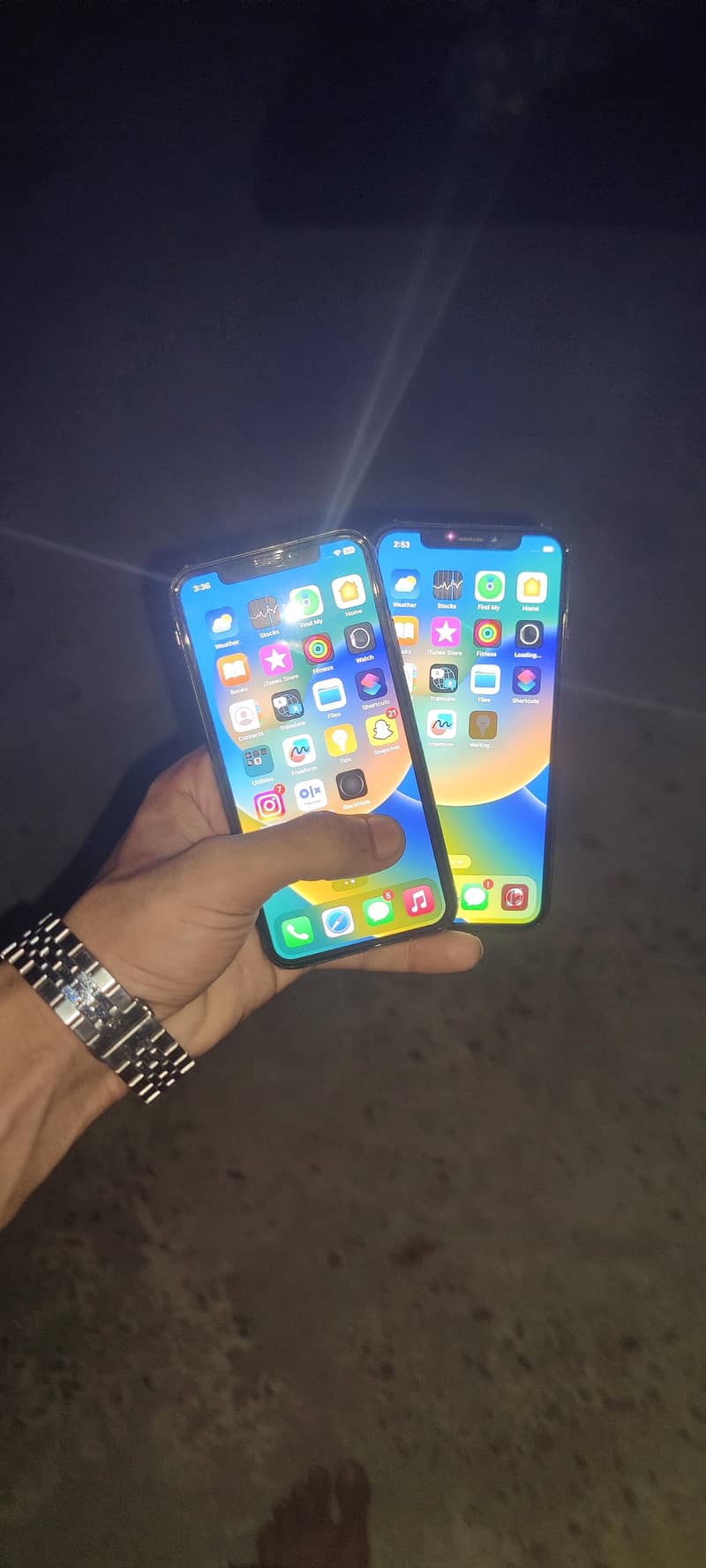 Apple iPhone X 4