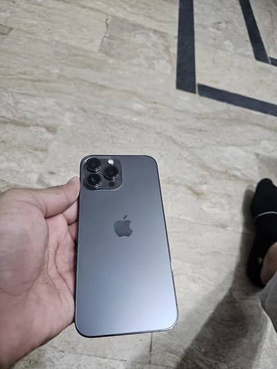 Apple iPhone 13 Pro Max (sim locked)