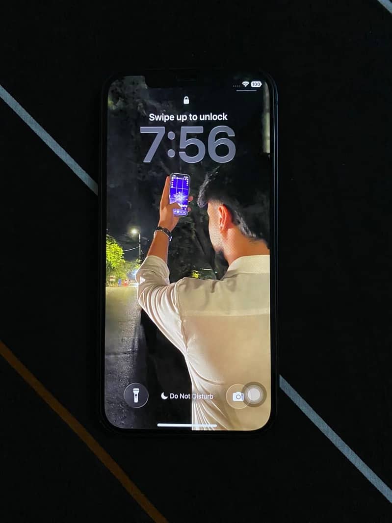 Apple iPhone 12 2