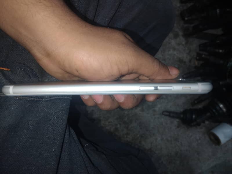 Apple iPhone 6 Plus 2