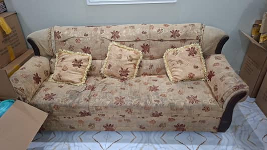 Sofa Set For Sale Good Condition