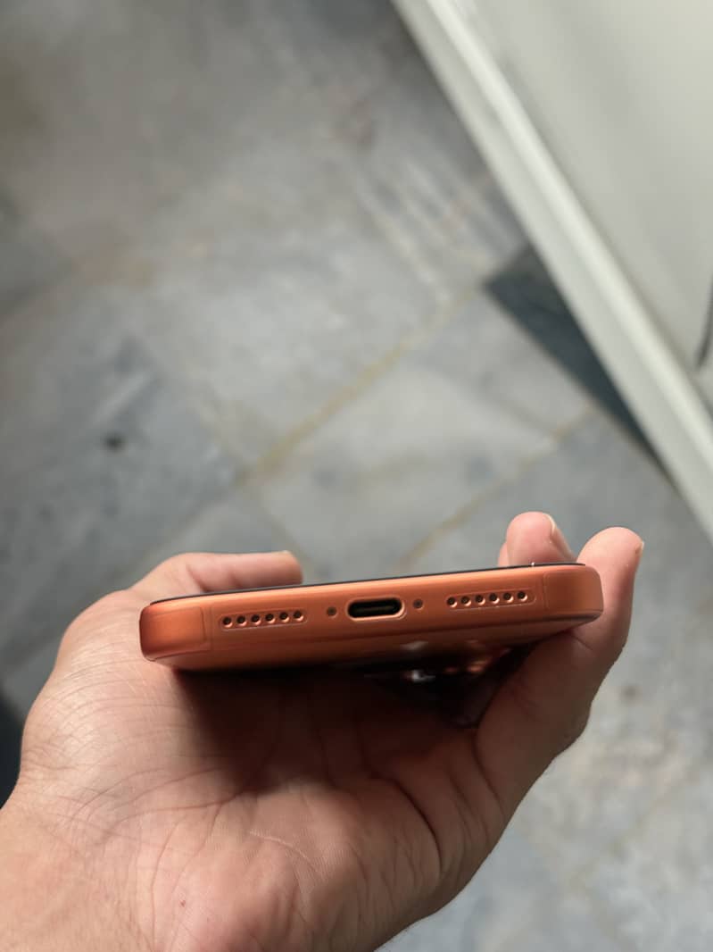 iPhone 17 Pro Max 6