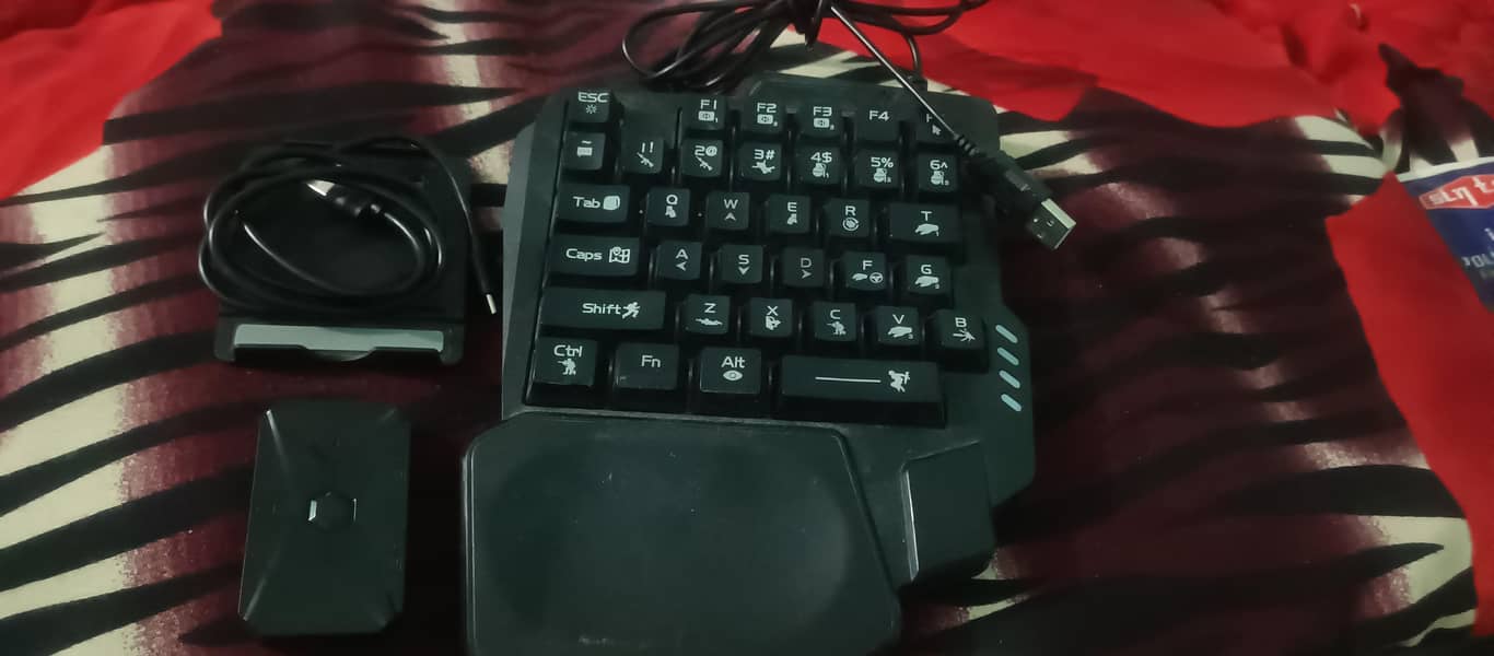 Gaming keyboard for Android custom button layout support 3