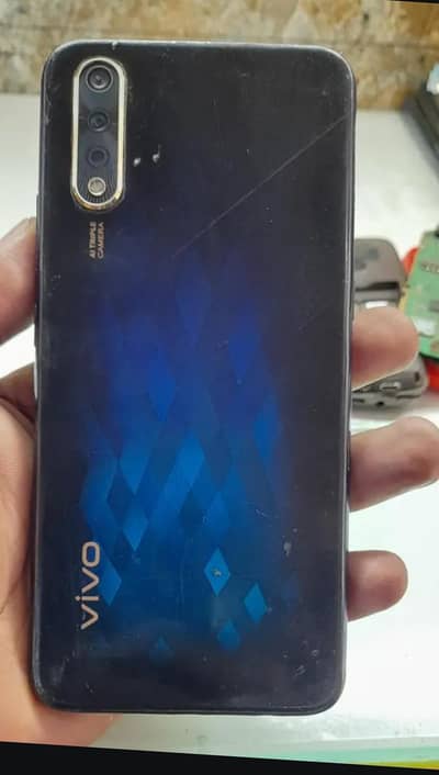 Vivo S1