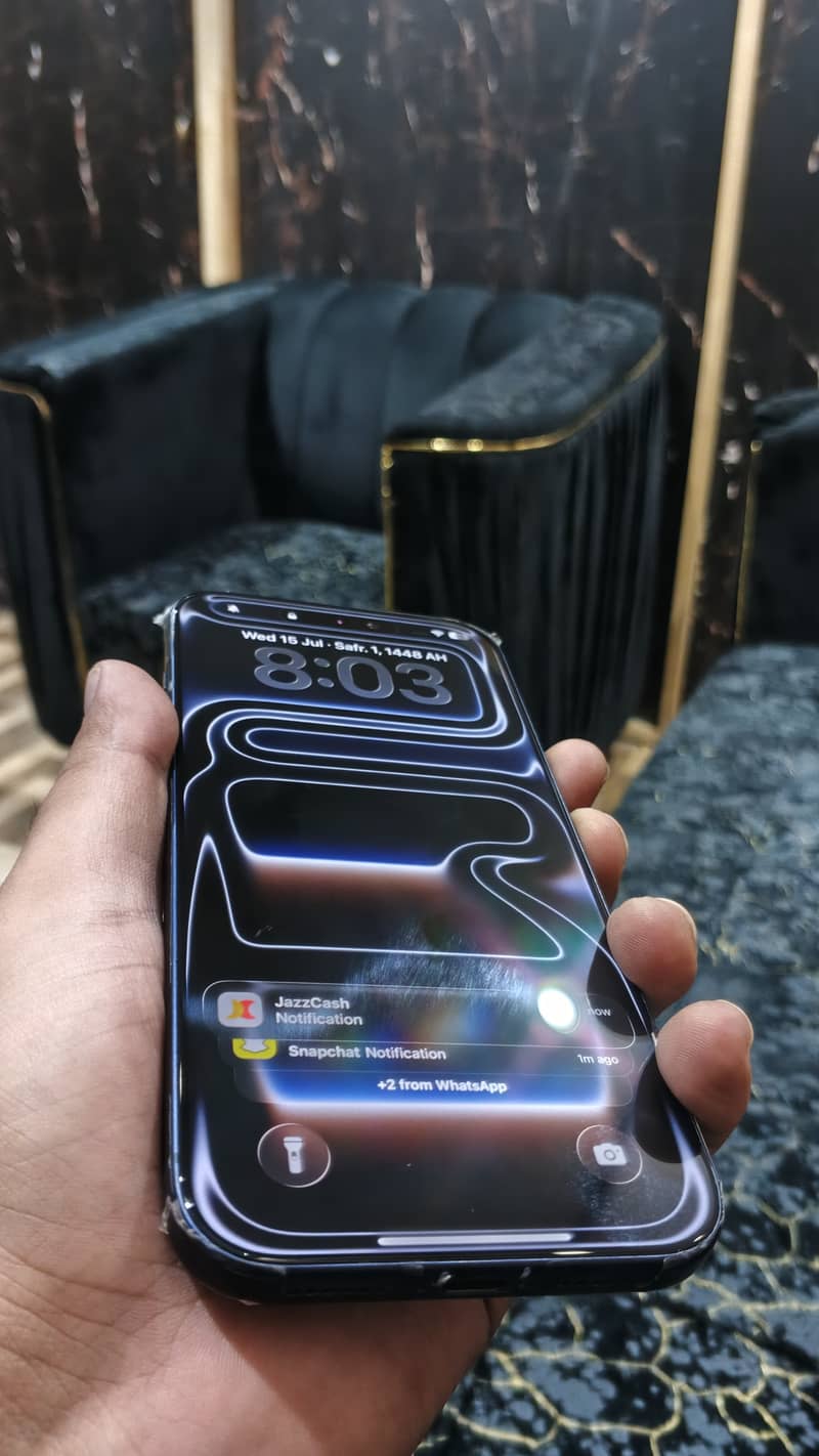 Apple iPhone 17 Pro Max 0