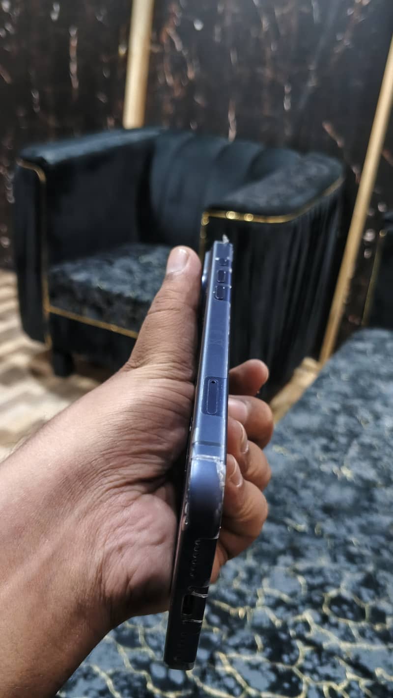 Apple iPhone 17 Pro Max 1