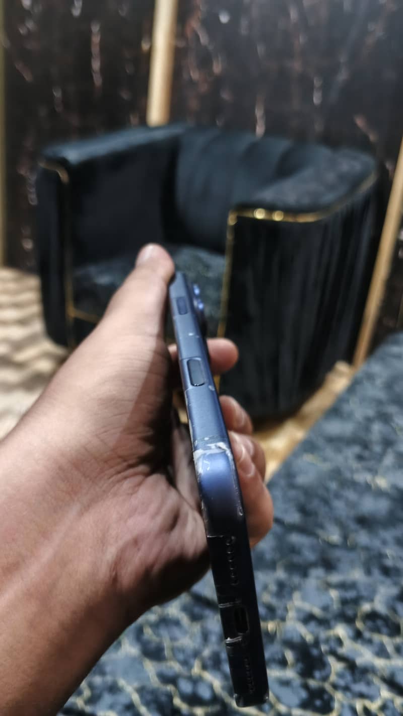 Apple iPhone 17 Pro Max 2