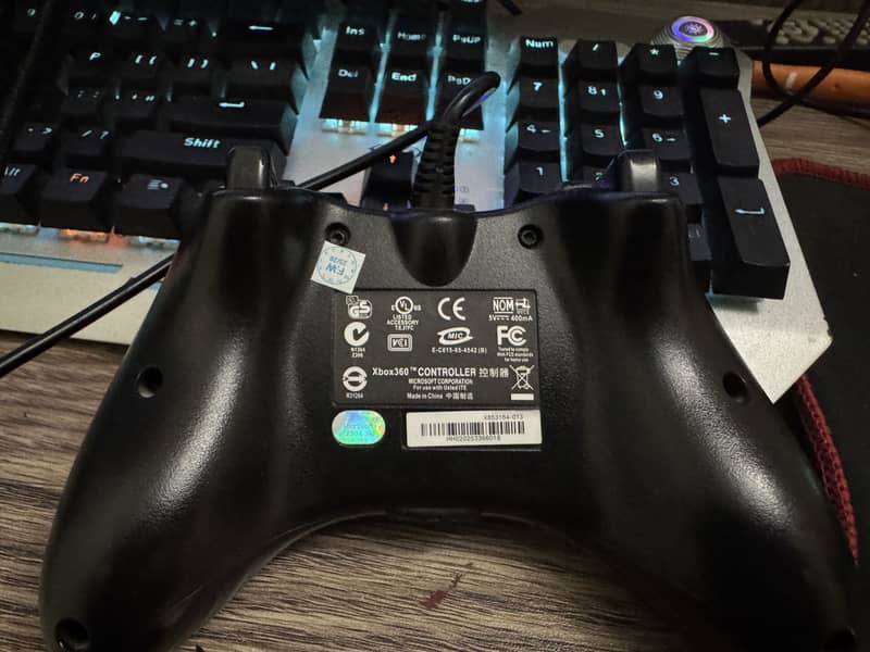 Xbox 360 wired controller 1
