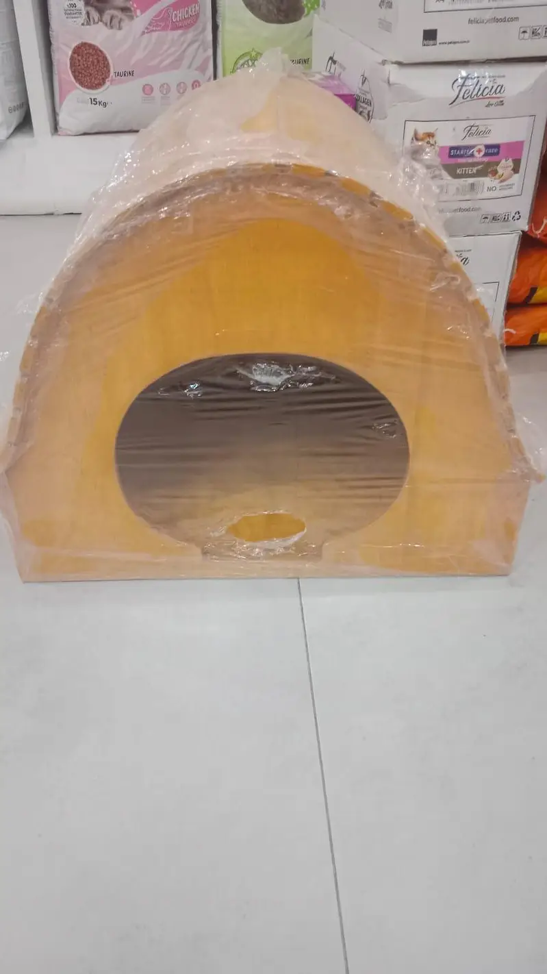 cat house — photo 2