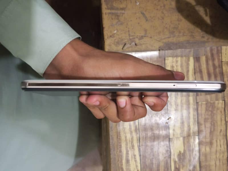 Techno camon 18p 4