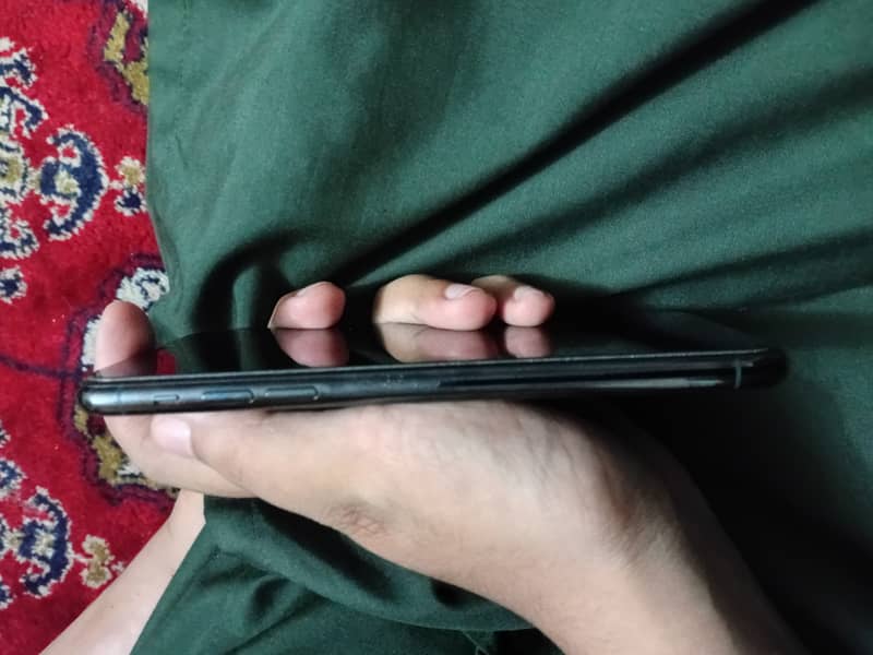 Apple iPhone 11 Pro Max 3