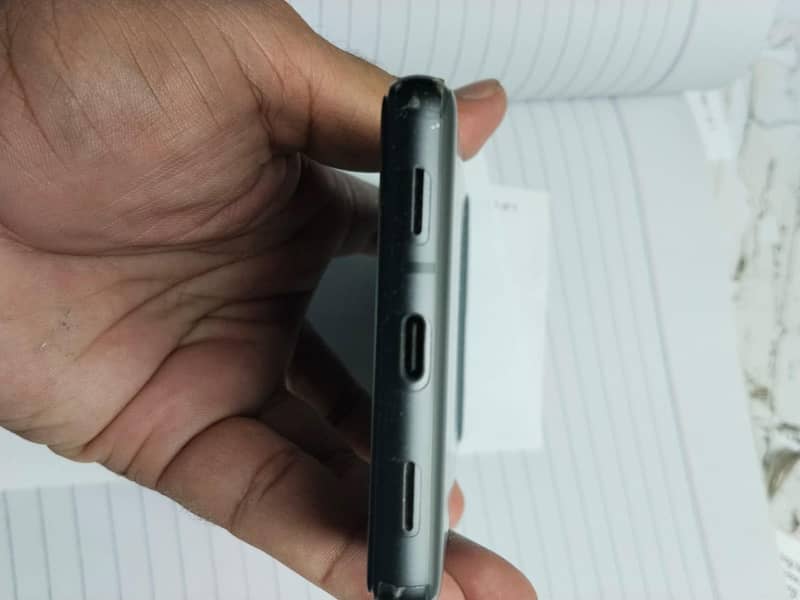 Google Pixel 7a 3