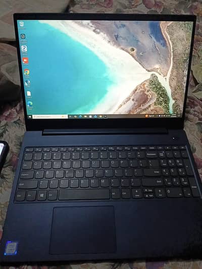 Lenovo IdeaPad 330‑15IKB 15.6″ Laptop – Intel Core i3 8th Gen