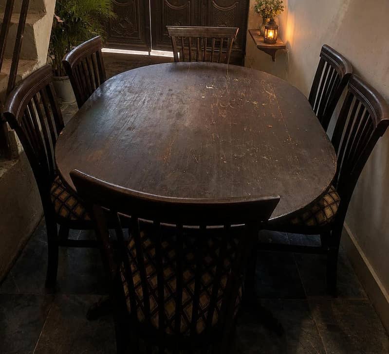 6 Seater Dining Table 0