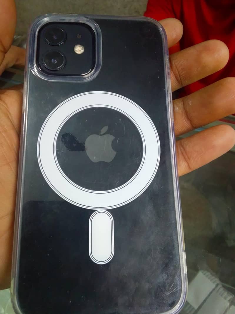 Apple iPhone 12 1