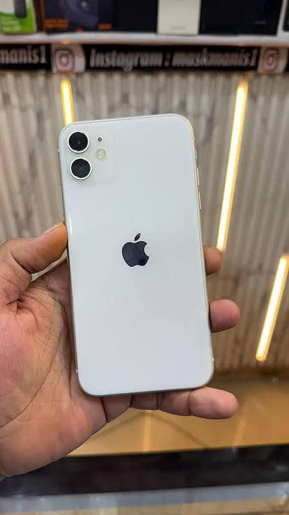 Apple iPhone 11 0