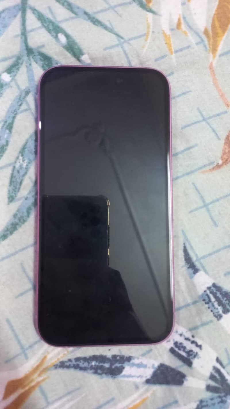 Apple iPhone 16 3