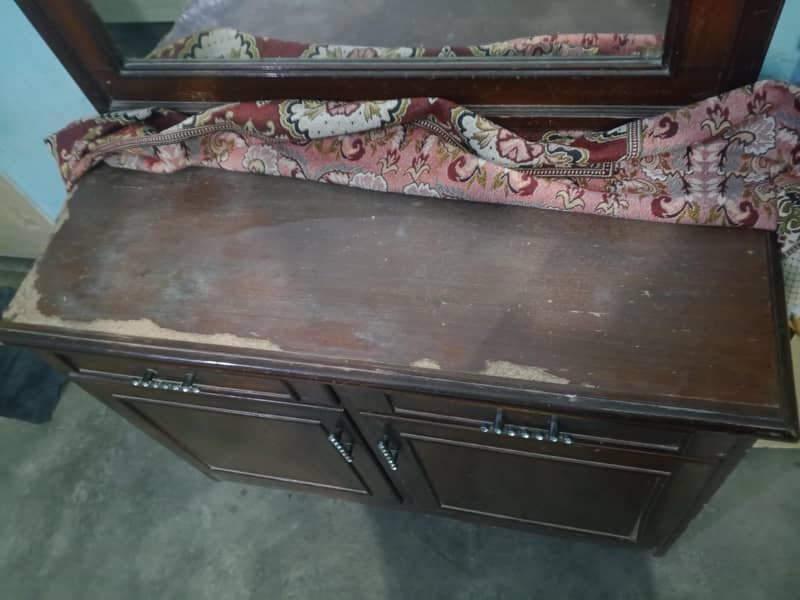 Dressing Table 1