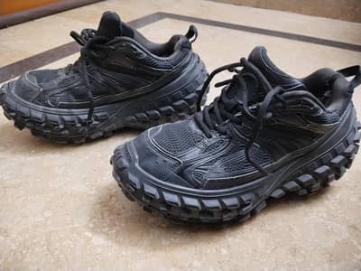 43/9 size Heavy duty Muscular for snow , Sand , hiking etc