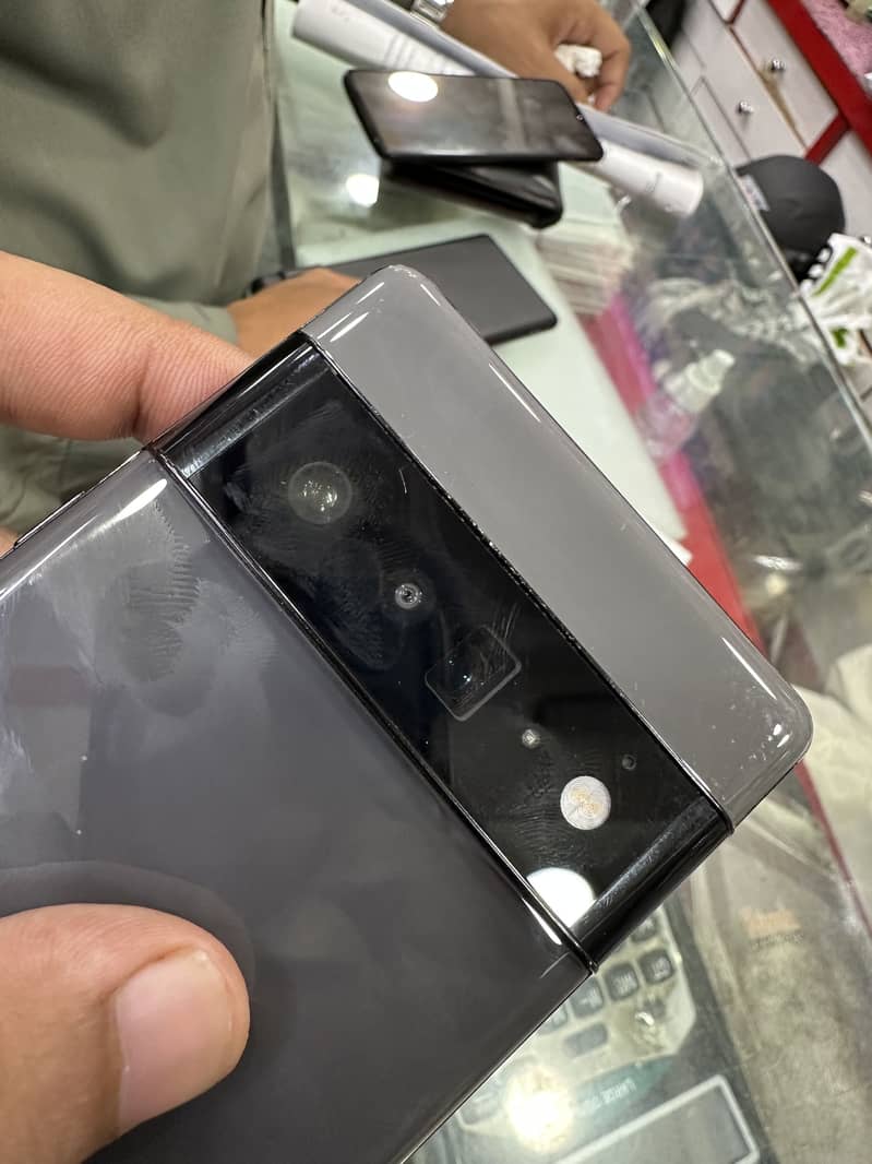 Google Pixel 6 Pro 2