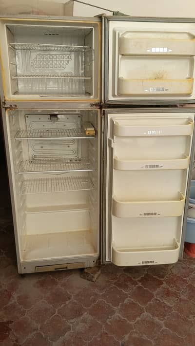 Dawlance refrigerator for sale