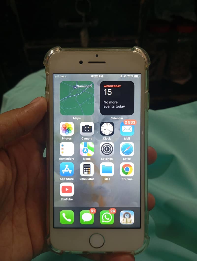 Apple iPhone 7 0