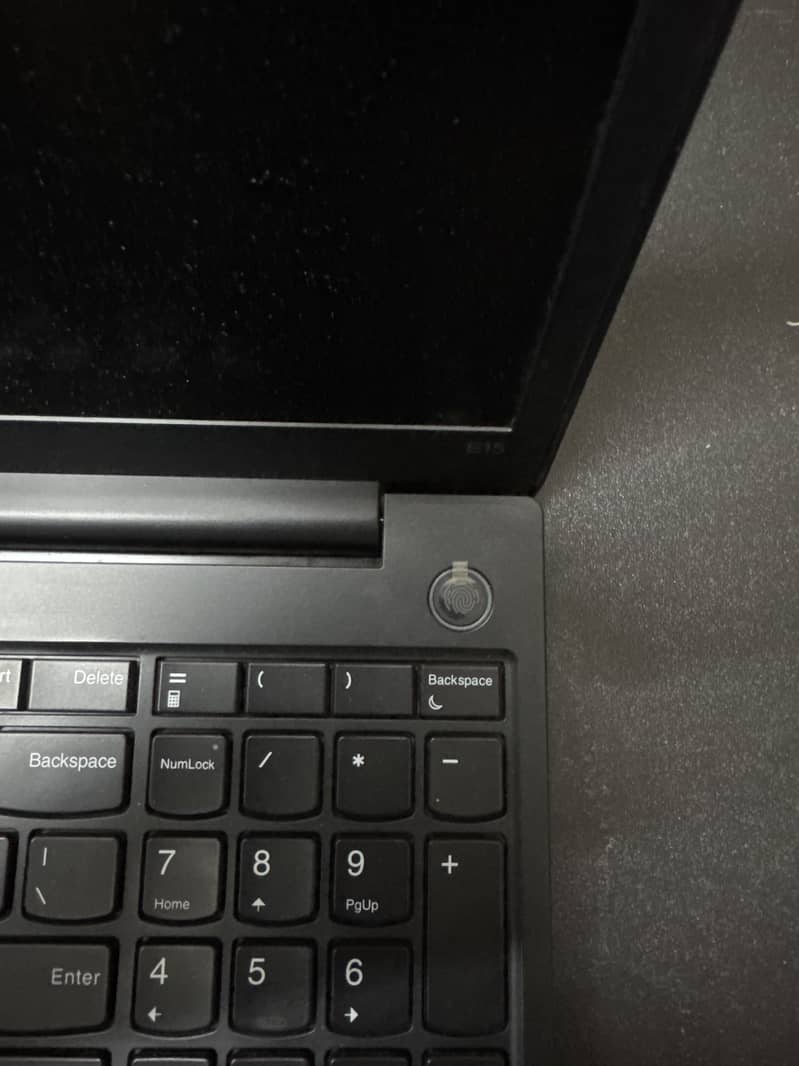 Lenevo E15 core i5 7