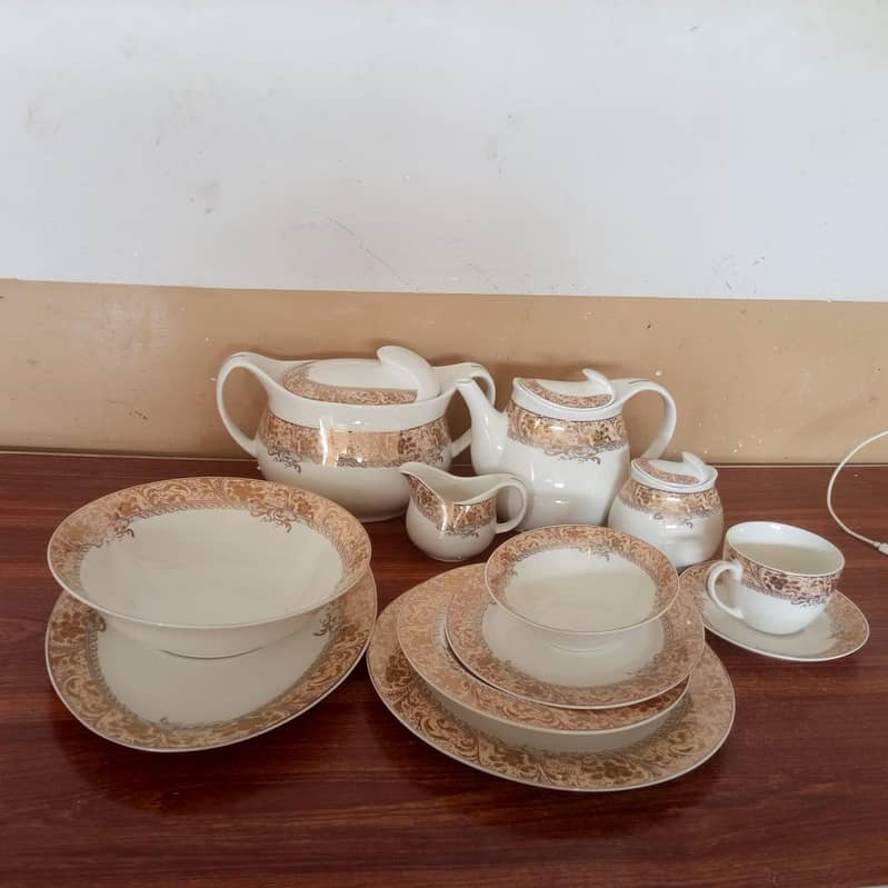 dinner set 9