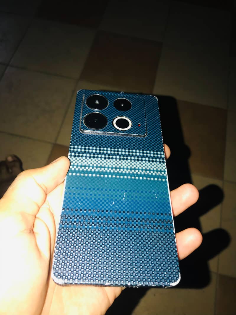 Infinix Note 40 0