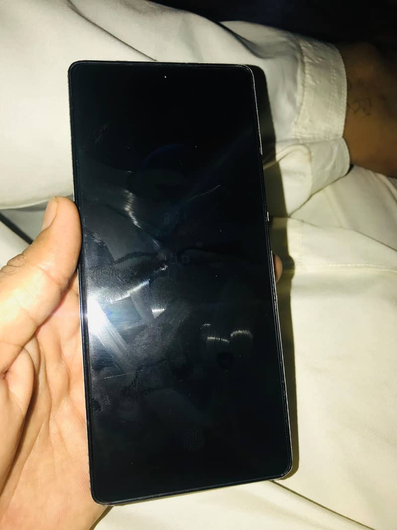Infinix Note 40 5