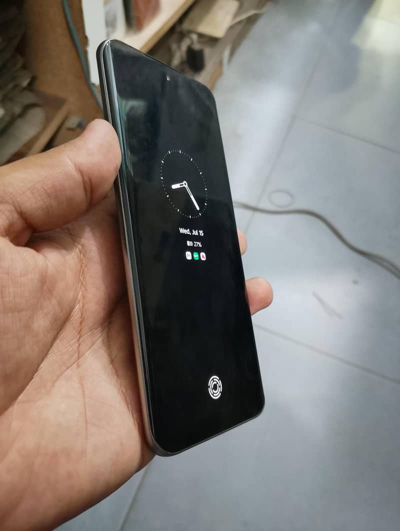 spark 40 pro plus 1
